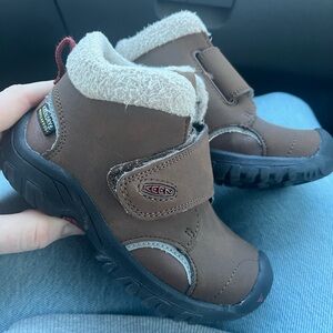 KEEN Unisex-Child Kootenay Mid Height Insulated Waterproof Boots